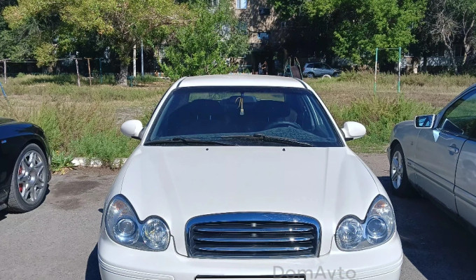Hyundai Sonata 2003 года
