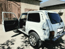 ВАЗ (Lada) 2121 (4x4) 1995 года