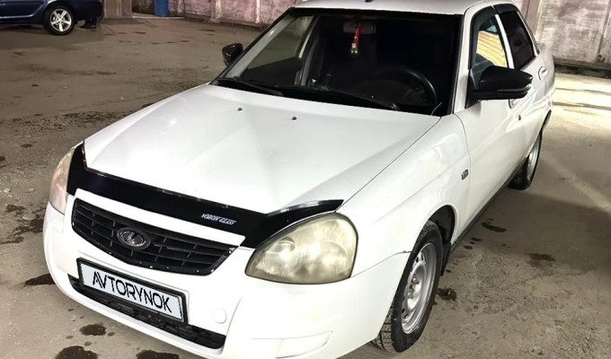 ВАЗ (Lada) Priora 2011 года