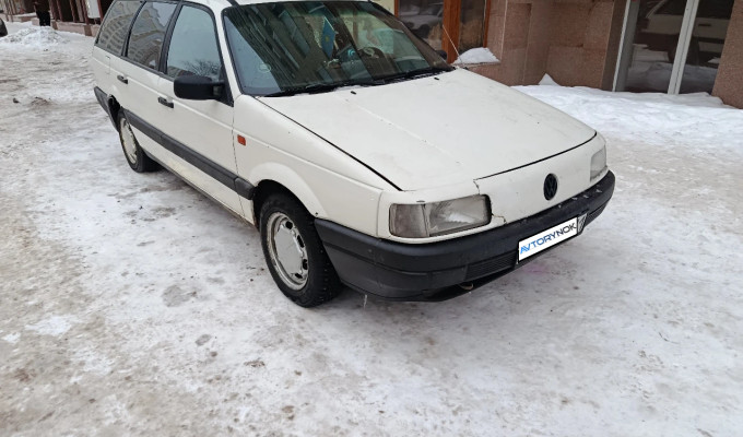 Volkswagen Passat 1993 года