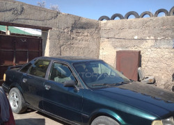 Audi 80 1992 года