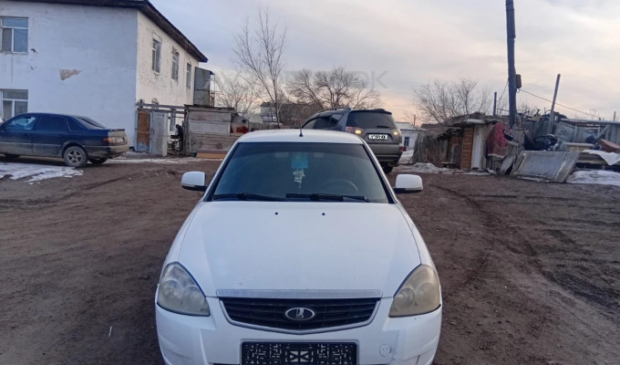 ВАЗ (Lada) Priora 2012 года