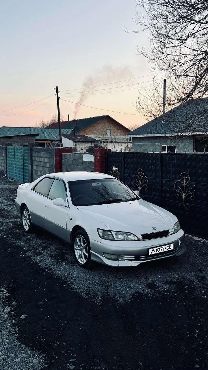 Toyota Windom, 1998