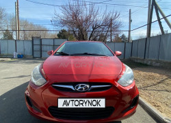 Hyundai Accent 2012 года