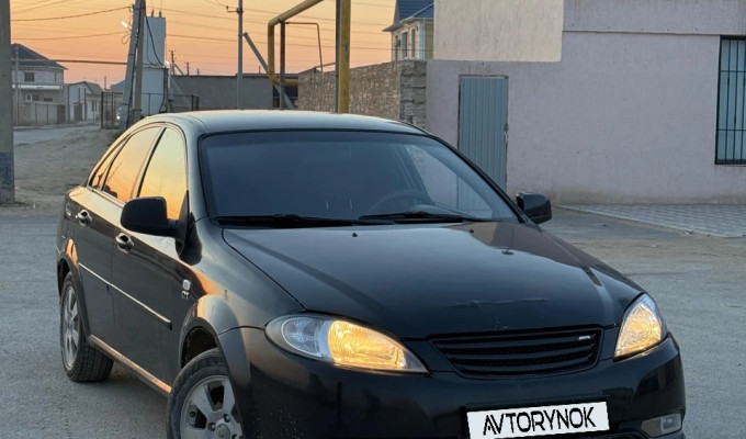 Daewoo Gentra 2014 года