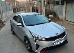 Kia Rio 2021 года