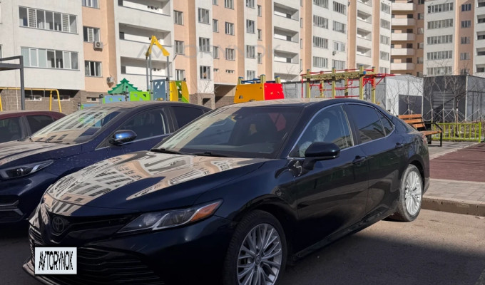 Toyota Camry 2018 года