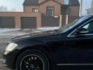 Mercedes-Benz S-Класс 2006 года