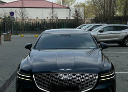 Genesis G80 2024 года
