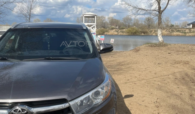 Toyota Highlander 2014 года