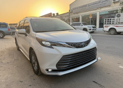 Toyota Sienna 2025 года