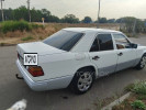Mercedes-Benz E-Класс 1990 года