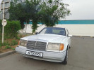 Mercedes-Benz E-Класс 1990 года
