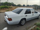 Mercedes-Benz E-Класс 1990 года