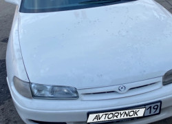 Mazda Cronos 1992 года