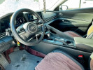 Hyundai Elantra 2023 года