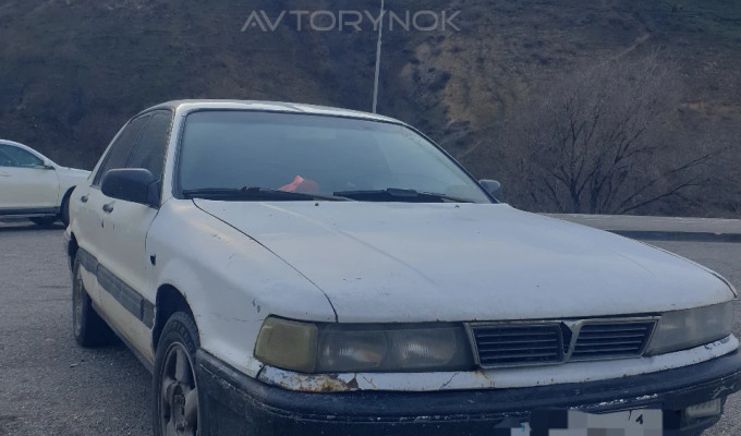 Mitsubishi Galant 1989 года