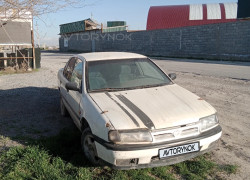 Nissan Primera 1992 года