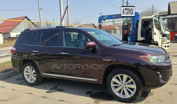 Toyota Highlander 2011 года