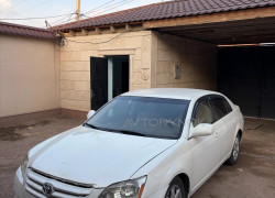 Toyota Avalon 2006 года