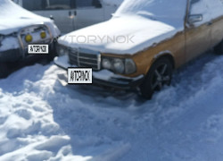 Mercedes-Benz E-Класс 1982 года