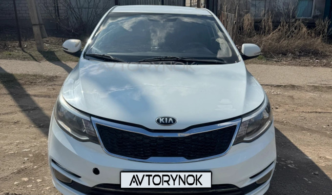 Kia Rio 2015 года