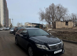Toyota Camry 2011 года