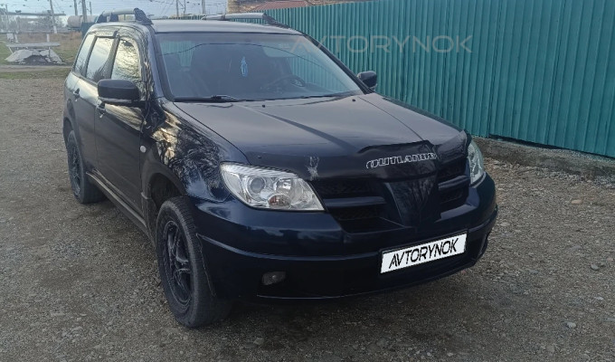 Mitsubishi Outlander 2004 года
