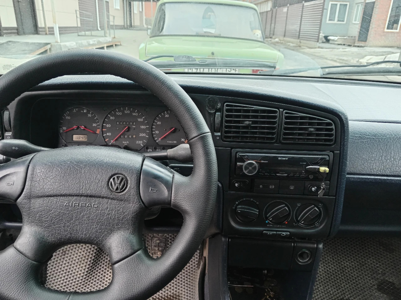 Volkswagen Passat, 1993