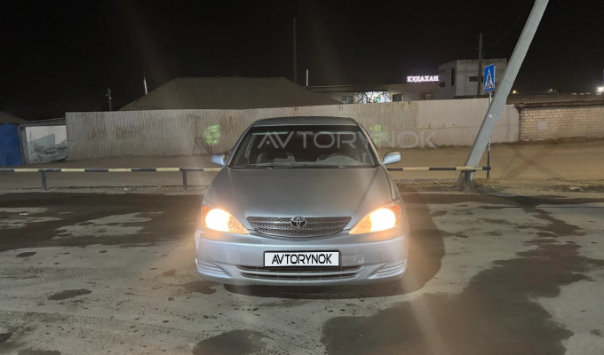 Toyota Camry 2002 года