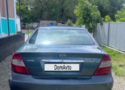 Toyota Camry 2001 года