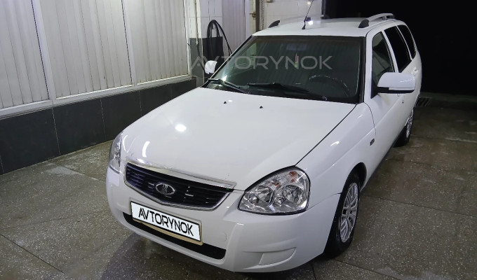ВАЗ (Lada) Priora 2013 года