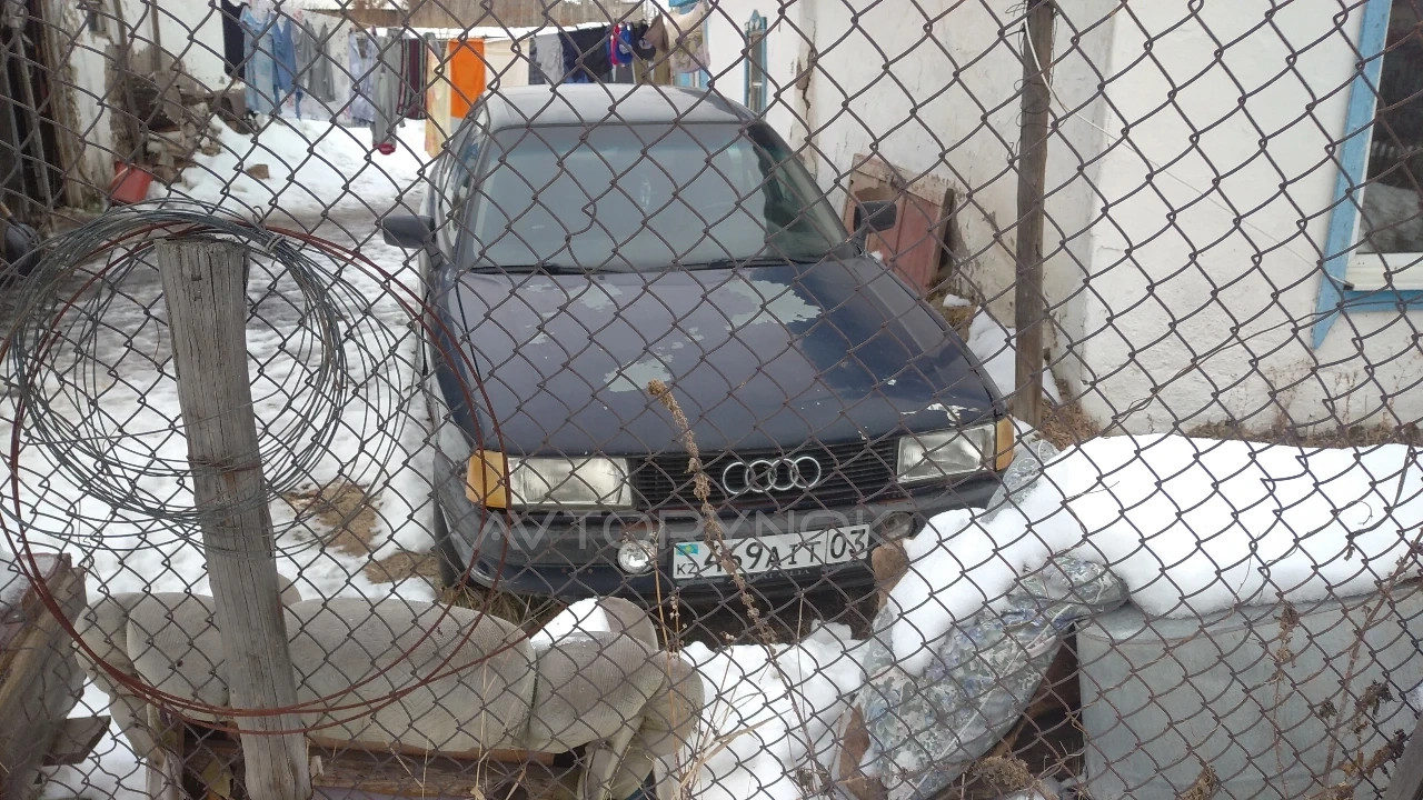 Audi 80, 1990