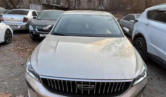 Geely Emgrand 2023 года