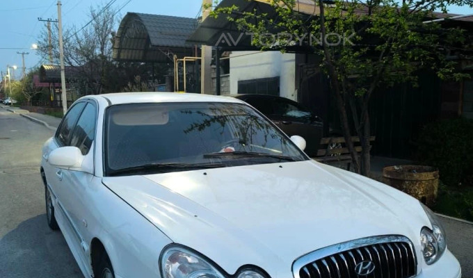 Hyundai Sonata 2002 года