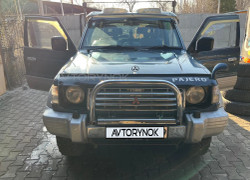 Mitsubishi Pajero 1993 года