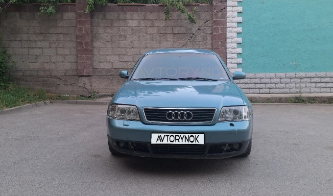 Audi A6 2000 года