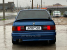 BMW 3 серия 1988 года