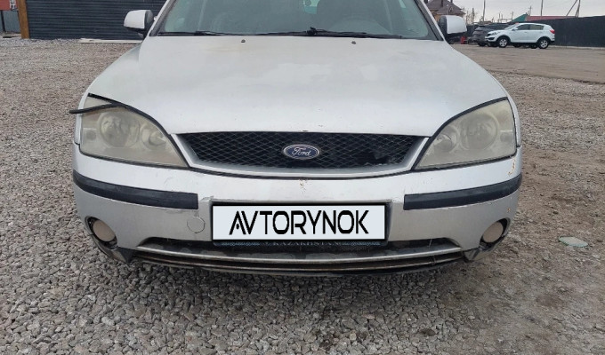 Ford Mondeo 2001 года