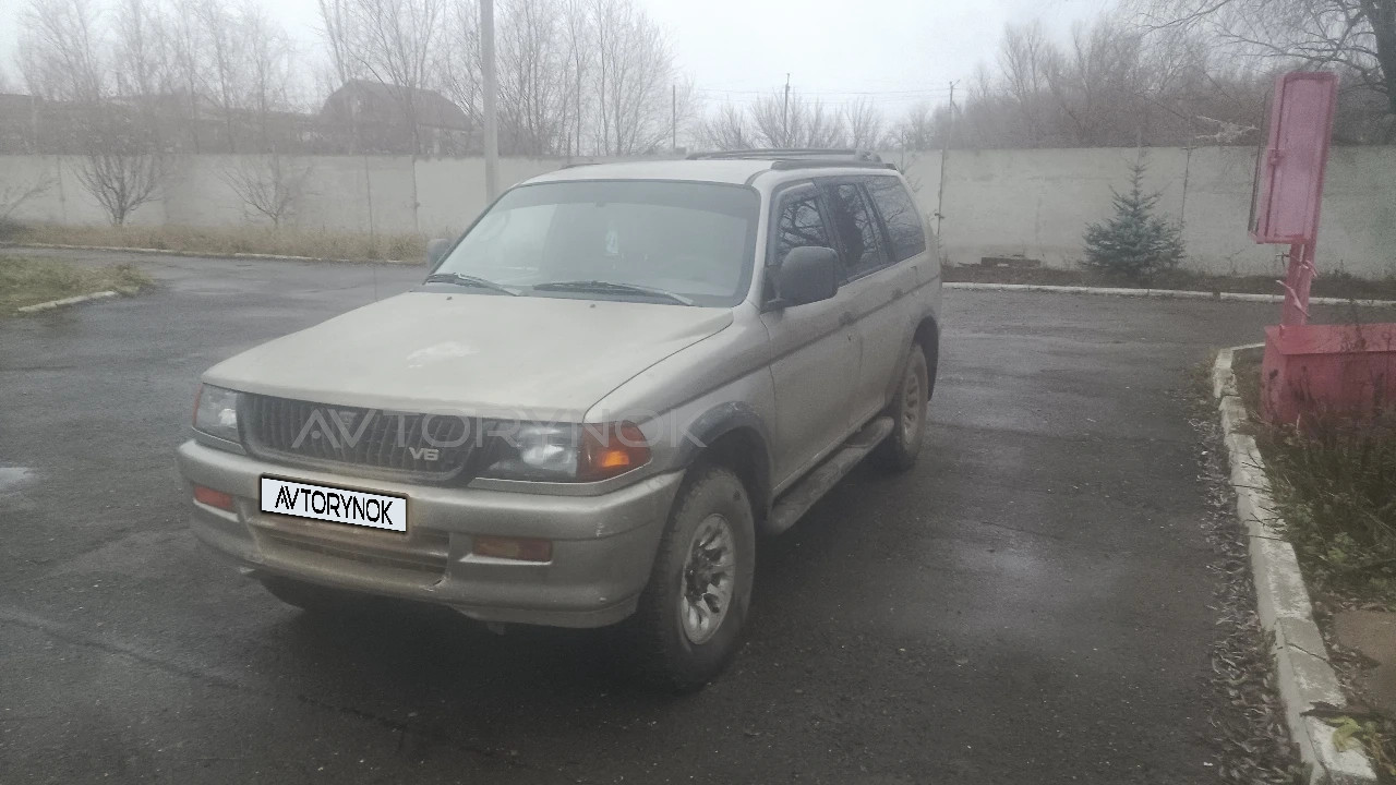 Mitsubishi Montero Sport, 1999