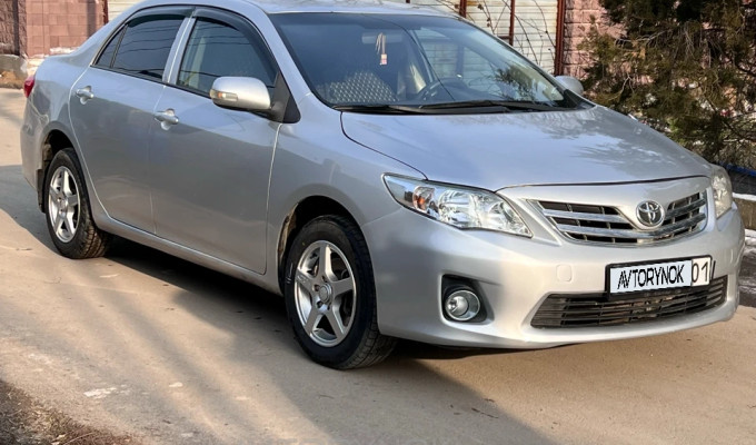 Toyota Corolla 2010 года