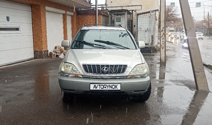 Lexus RX 2001 года