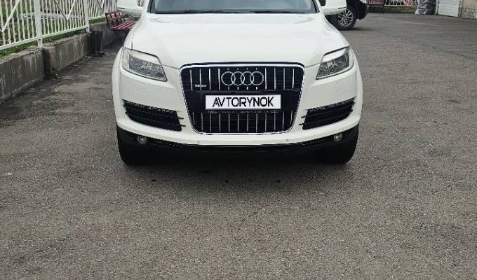 Audi Q7 2008 года