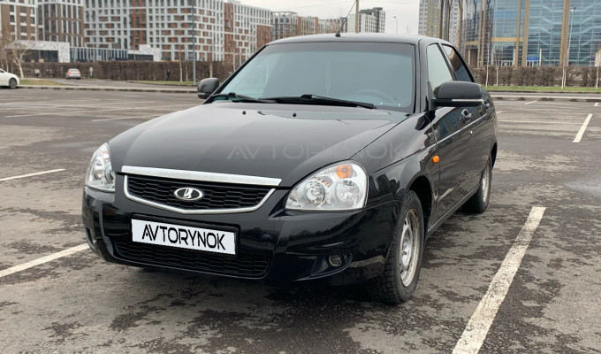 ВАЗ (Lada) Priora 2014 года