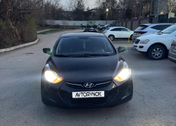 Hyundai Elantra 2013 года