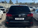 Volkswagen Touareg 2011 года
