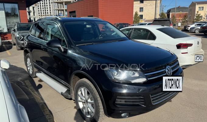 Volkswagen Touareg 2011 года