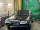 Mercedes-Benz E-Класс 1993 года