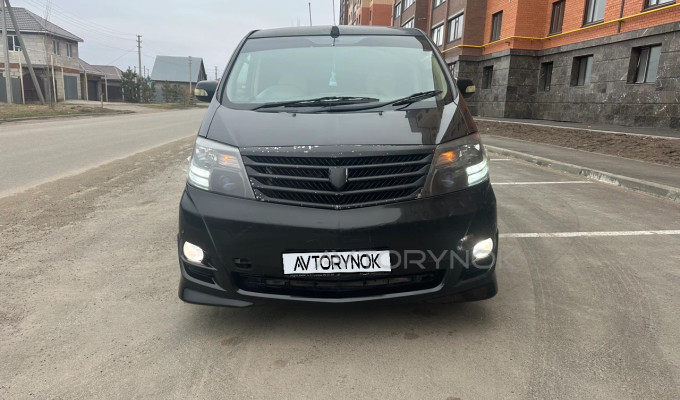 Toyota Alphard 2004 года