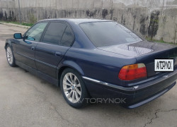 BMW 7 серия 1998 года